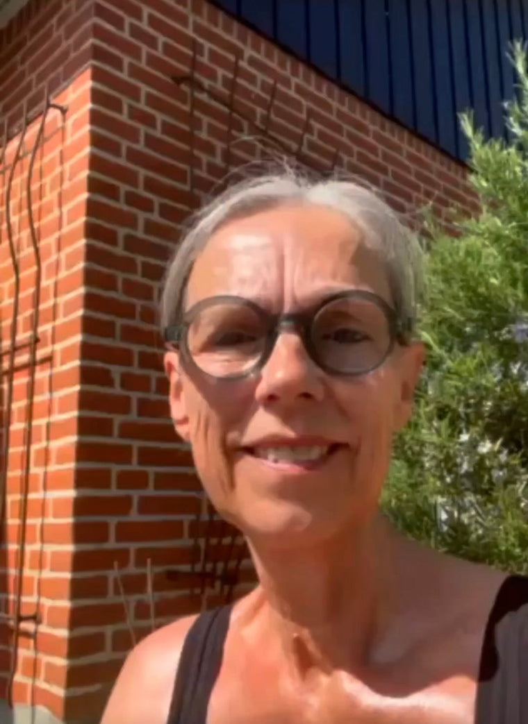Mariannes personlige oplevelse med CBD olie i sin hudplejerutine