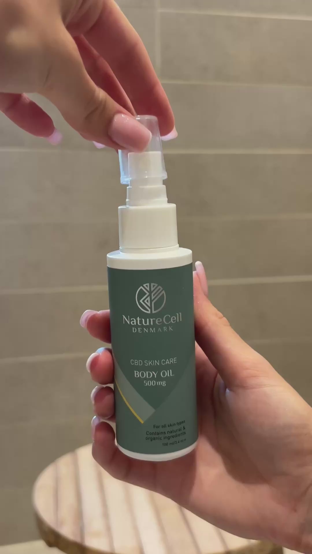 Produktvideo: Body Oil med CBD | 100ml